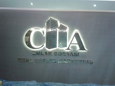 ışıklı krom harf